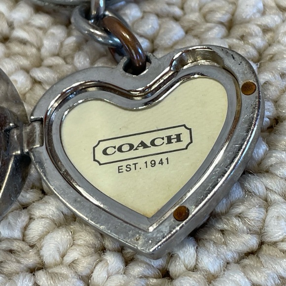 Authentic Coach keychain - Picture 9 of 10